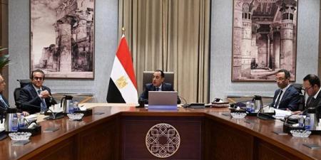 الحكومة تستعد للمواجهة، مدبولي يطالب الوزراء برصد ملاحظات المواطنين قبل مؤتمر أكتوبر