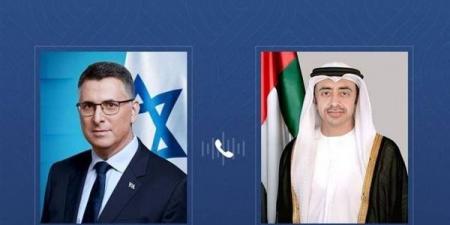 وزير الخارجية الإماراتي يجري اتصالا بنظيره الإسرائيلي للاطمئنان على ركاب فلاي دبي