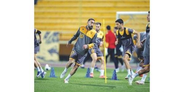 الجلاهمة واليوسف بحثا إقامة معسكرين خارجيين للكويت والقادسية