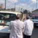 خلال جولته بالمنصورة.. محافظ الدقهلية يرصد مخالفة ميكروباص بجوار كوبري سندوب ويوجه إدارة المرور باتخاذ الإجراءات القانونية الفورية