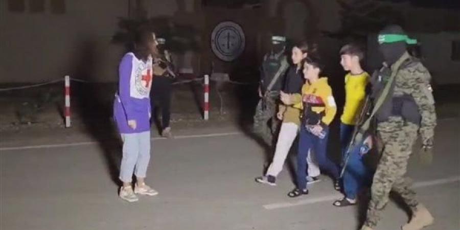 قطر
      تكشف
      جنسيات
      الأسرى
      المفرج
      عنهم
      من
      قطاع
      غزة
      اليوم