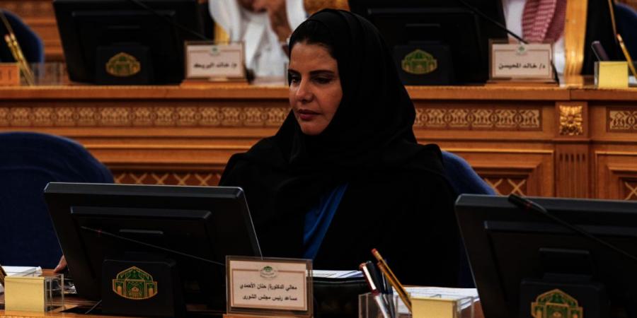 الشورى يطالب التعليم بتبني مبادرات نوعية تعزز الصورة الذهنية الإيجابية لمهنة التعليم