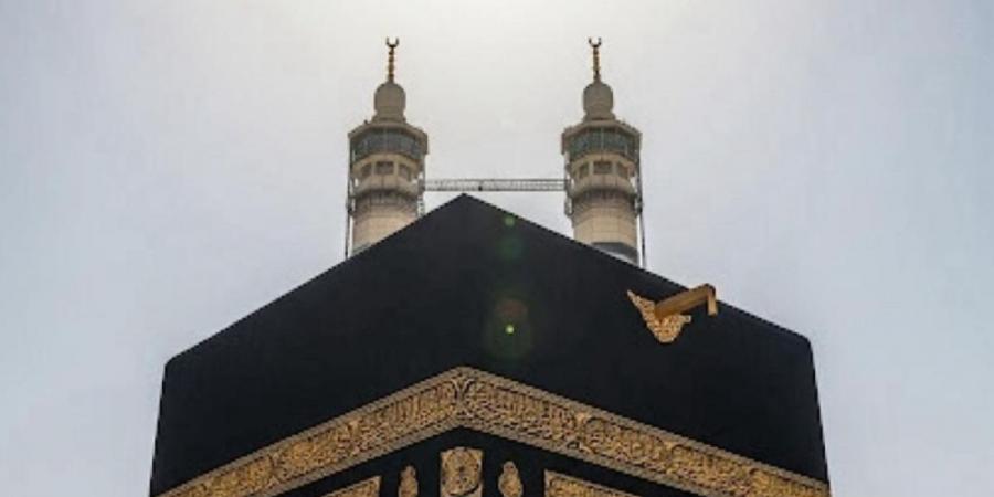 «فلكية جدة»: تعامد الشمس 
على الكعبة المشرفة اليوم