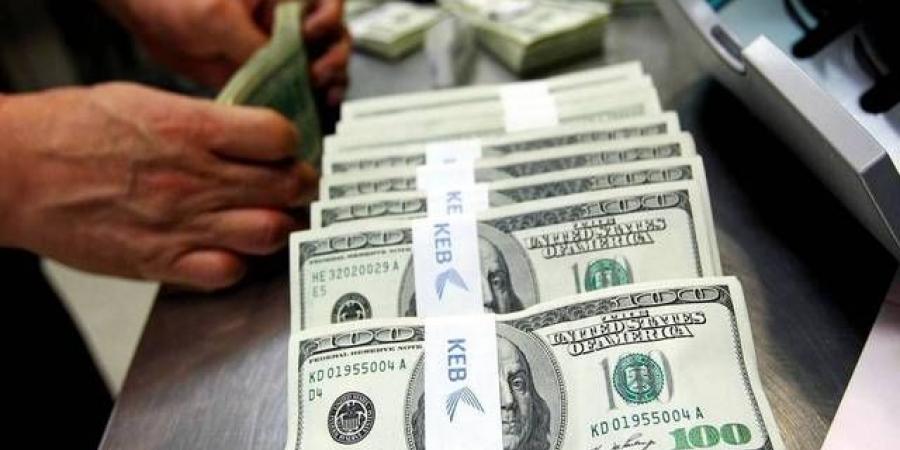 السعودية
      تقلص
      حيازتها
      بسندات
      الخزانة
      الأمريكية
      6.1
      مليار
      دولار
      خلال
      مايو