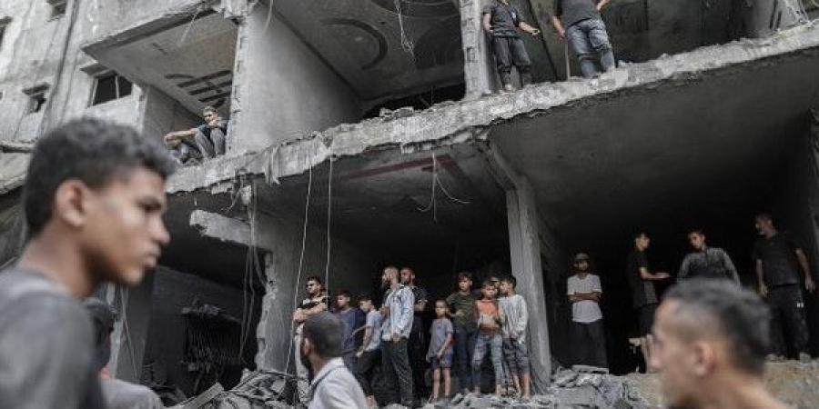 خروقات إسرائيلية متواصلة.. غارات ونسف منازل في خانيونس ومدينة غزة