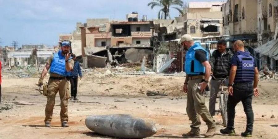 مجلة بريطانية: غزة تواجه أكبر تراكم للذخائر غير المنفجرة في العالم وخطر سيستمر لأجيال