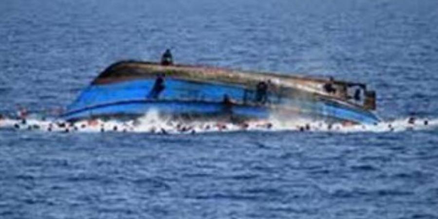 كارثة إنسانية قبالة جيبوتى.. غرق قارب مهاجرين على متنه 320 شخصا