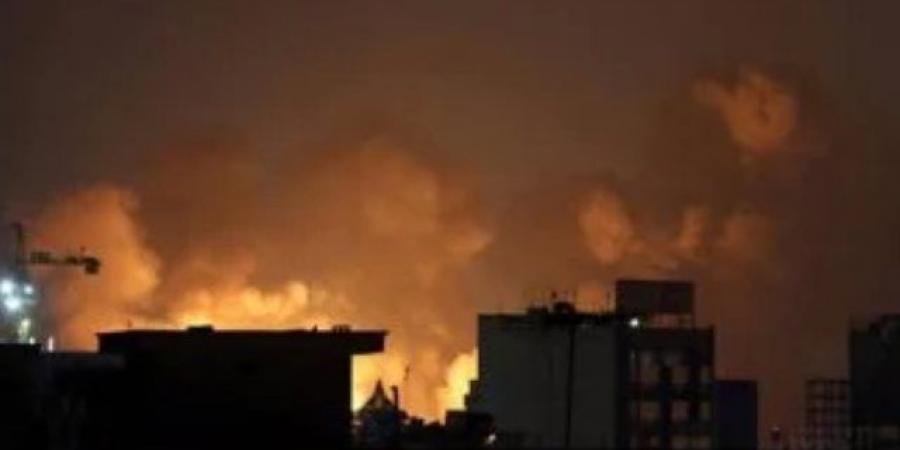 يديعوت أحرونوت: إصابة 9 أشخاص فى هجوم إيرانى على وسط إسرائيل