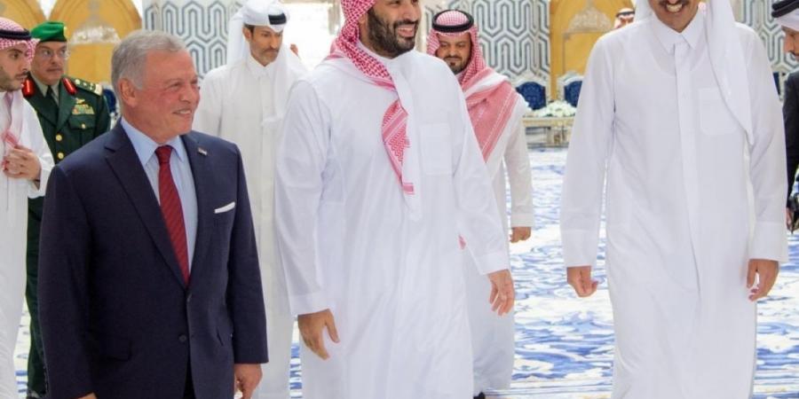 لقاء ثلاثي
بين ولي العهد وملك الأردن وأمير دولة قطر