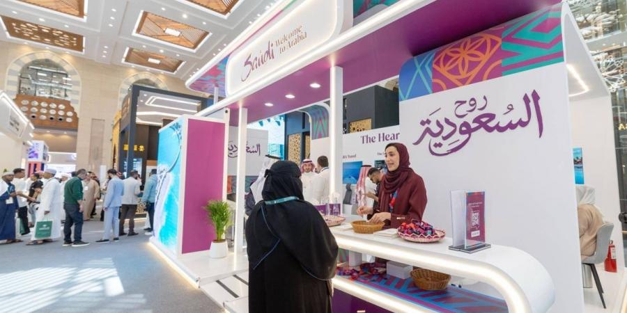 مستقبل خدمات الربط الدولي وتيسير الرحلات للمعتمرين على طاولة «منتدى العمرة والزيارة»