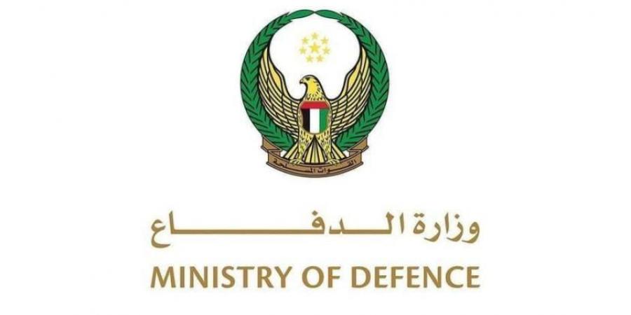 الدفاعات الجوية الإماراتية تتصدى لـ5 صواريخ باليستية و35 مسيرة إيرانية