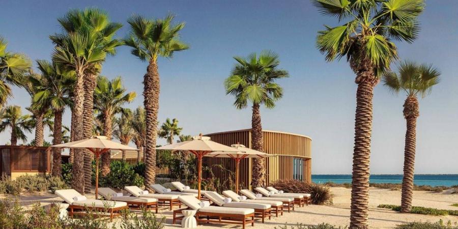 شواطئ المملكة تواصل تقديم "بحر" من الخيارات