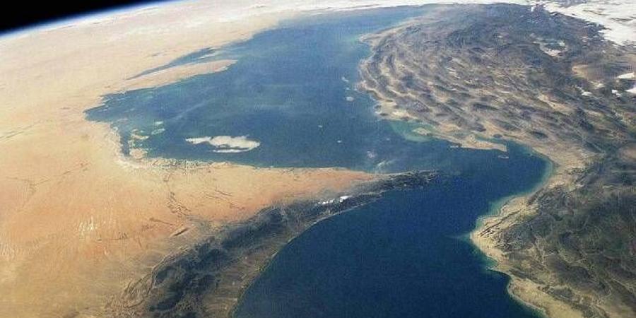 أول
      ناقلة
      يابانية
      تعبر
      مضيق
      هرمز
      منذ
      الحرب
      الإيرانية