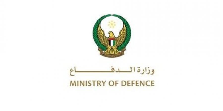 الدفاعات
الجوية
الإماراتية
تتعامل
مع
22
صاروخاً
باليستياً
وجوالاً
و47
طائرة
مسيّرة
من
إيران