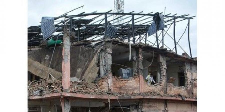 قتلى
وجرحى
في
هجوم
انتحاري
شمالي
باكستان