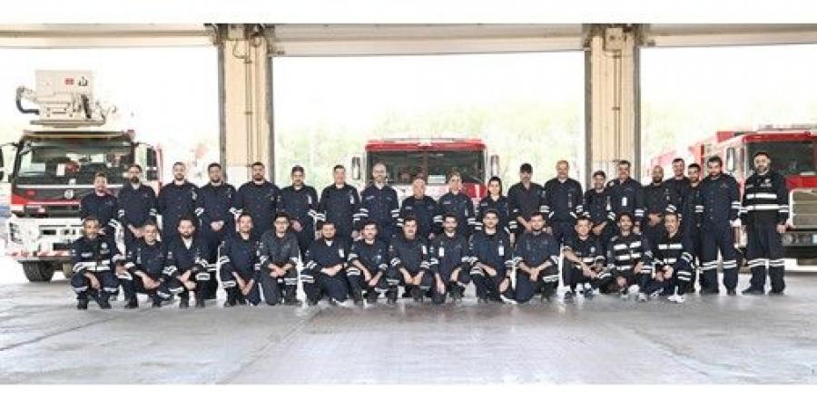 وزير
النفط
ينقل
تحيات
القيادة
السياسية
لرجال
الإطفاء
في
شركات
«البترول
الوطنية»
و«كيبك»
و«كافكو»