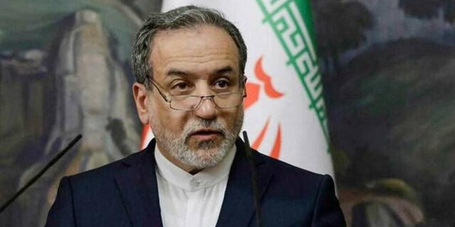 إيران:
      لم
      نرفض
      الذهاب
      إلى
      إسلام
      أباد
      لإجراء
      محادثات
      ونريد
      وقفًا
      نهائيًا
      للحرب