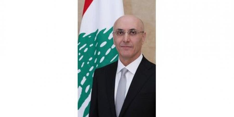 وزير
الداخلية
أحمد
الحجار
لـ
«الأنباء»:
خطة
أمنية
مستمرة
لسلامة
المواطنين
والممتلكات
في
بيروت
وضبط
المخالفات