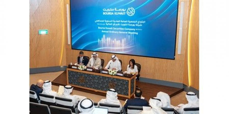 بدر
الخرافي:
2025
محطة
متقدمة
بمسيرة
نضج
«بورصة
الكويت»
المؤسسي