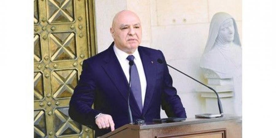 الرئيس
اللبناني
يدعو
إلى
مفاوضات
مع
إسرائيل
لعدم
جعل
«جنوب
لبنان
مثل
غزة»:
ماذا
جنينا
من
الحرب؟