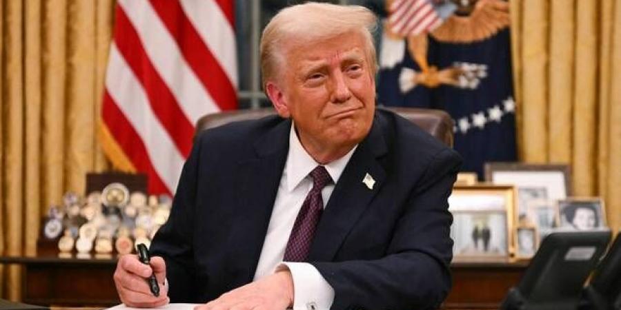 ترامب:
      اتفاق
      محتمل
      مع
      إيران
      خلال
      24
      ساعة..
      ولو
      فشلت
      المفاوضات
      "سنأخذ
      نفطها"