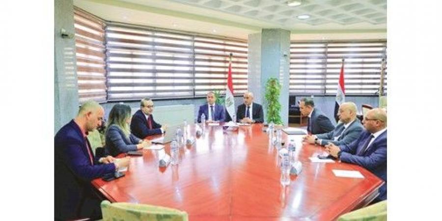 وزير
التعليم:
إدراج
«الثقافة
المالية»
خطوة
مهمة
نحو
إعداد
جيل
واع
يمتلك
المعرفة
بأساسيات
الاقتصاد
وإدارة
الموارد