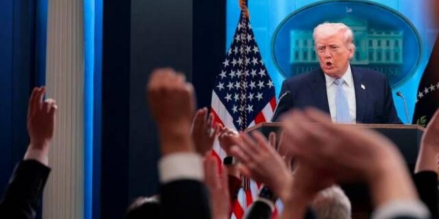 ترامب
      يدرس
      إنشاء
      إدارة
      مشتركة
      مع
      إيران
      لتحصيل
      رسوم
      "هرمز"