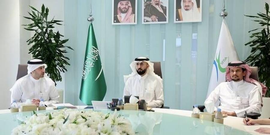 "الغذاء"
      و"موانئ"
      تعقدان
      اجتماعاً
      مع
      ممثلي
      الشركات
      لتعزيز
      مرونة
      سلاسل
      الإمداد