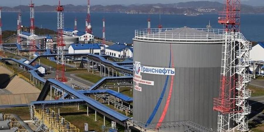 توقعات
      بتمديد
      إدارة
      ترامب
      رفع
      العقوبات
      المفروضة
      على
      النفط
      الروسي