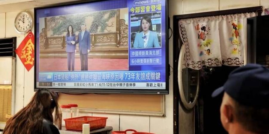 زعيم
      الصين
      يحذر
      من
      استقلال
      تايوان
      بأول
      لقاء
      مع
      المعارضة