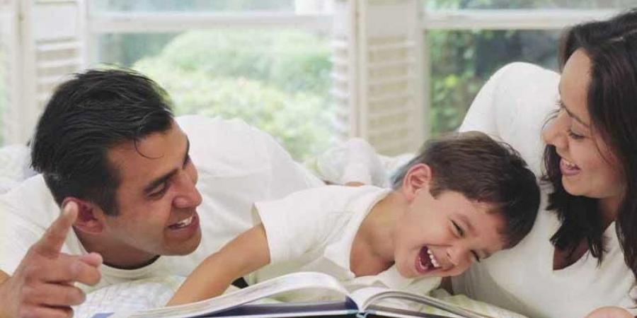 دور
      الأب