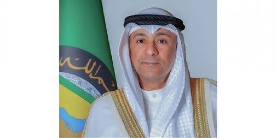 مجلس
"التعاون"
يرحب
بقرار
الحكومة
اللبنانية
بسط
الجيش
والقوى
الأمنية
سيطرة
الدولة
وحصر
السلاح
في
بيروت