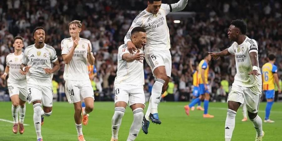 مشاهدة
      مباراة
      ريال
      مدريد
      وجيرونا
      في
      الدوري
      الإسباني
      بث
      مباشر