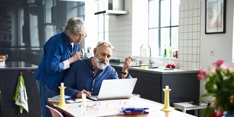 استخدام
      الإنترنت
      يخفض
      خطر
      إصابة
      كبار
      السن
      بالخرف