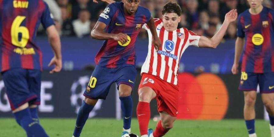 برشلونة
      وريال
      مدريد
      يبحثان
      عن
      الفوز
      أمام
      جيرونا
      وإسبانبول