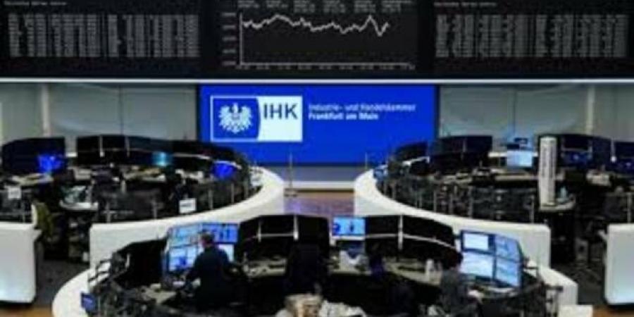 "ستاندرد
      آند
      بورز
      500"
      يرتفع
      طفيفاً
      عقب
      وقف
      إطلاق
      النار