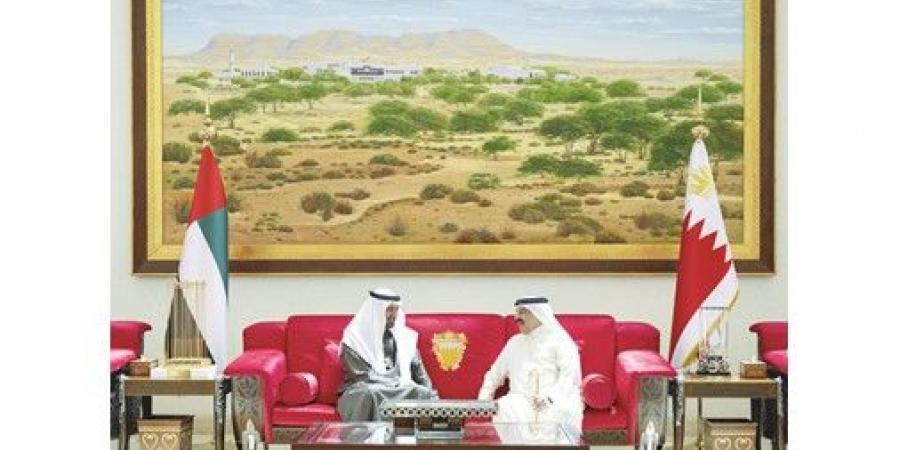 ملك
البحرين
ورئيس
الإمارات
يبحثان
مستجدات
المنطقة
وتأثيراتها
على
أمن
الملاحة
وإمدادات
الطاقة