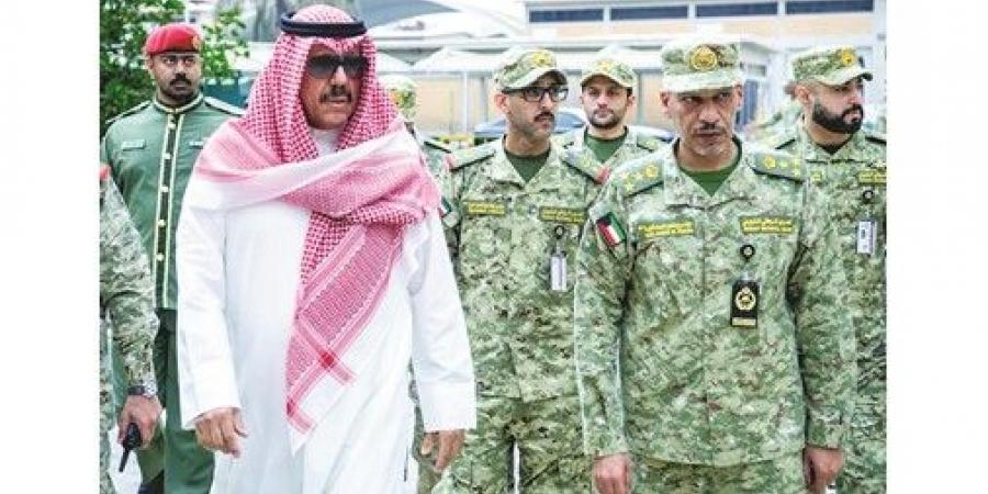 نائب
رئيس
الحرس:
تعزيز
الجاهزية
ورفع
مستوى
اليقظة
في
مختلف
المواقع