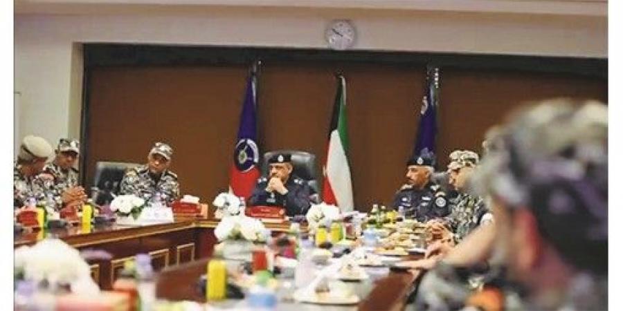 بالفيديو..
وكيل
«الداخلية»:
التنسيق
بين
مختلف
الجهات
ركيزة
أساسية
لتحقيق
الاستجابة
الفاعلة
لمتطلبات
المرحلة