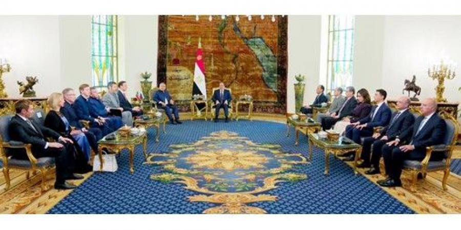 السيسي
يستقبل
رئيس
تتارستان
ويؤكد
حرص
مصر
على
تعزيز
العلاقات
مع
روسيا
الاتحادية