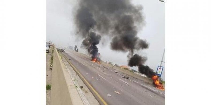 مطاردة
إسرائيلية
جوية
على
ساحل
الشوف
واستهداف
سيارتين
في
السعديات
والجية