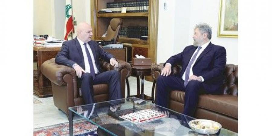 مصادر
رئاسية
لـ
«الأنباء»:
ما
عاد
هناك
من
يفاوض
عن
لبنان
وعليه