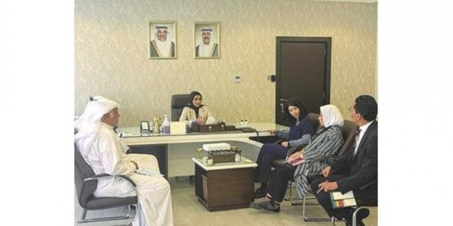 وزيرة
الشؤون
بحثت
مع
قيادات
«هيئة
الإعاقة»
تطوير
منظومة
الصرف
في
الملفات
التعليمية