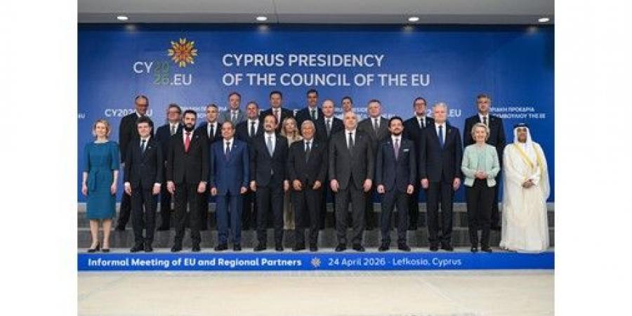 رؤساء
سورية
ومصر
ولبنان
وولي
عهد
الأردن
وأمين
عام
«مجلس
التعاون» يعقدون
قمة
مع
قادة
الاتحاد
الأوروبي
في
نيقوسيا