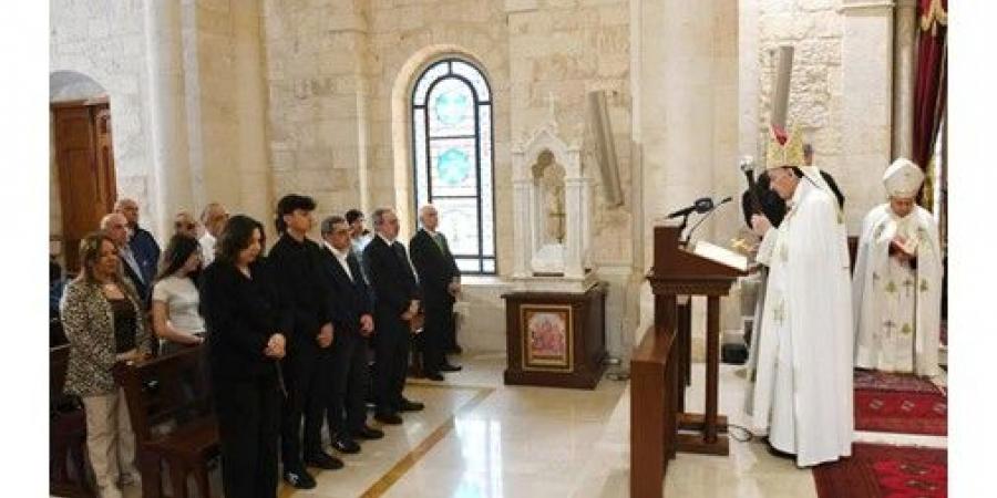 ترتيبات
لإنضاج
الحل
الكامل
للبنان
على
وقع
تكثيف
الحوار
بين
الرئاسات
الثلاث