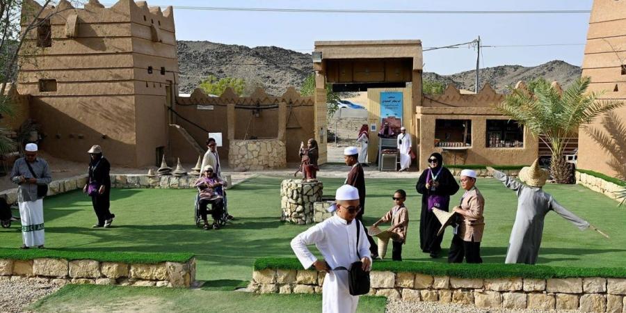 «الإرشاد السياحي»..  هندسة التجربة وإثراء رحلة ضيوف الرحمن معرفيا وثقافيا