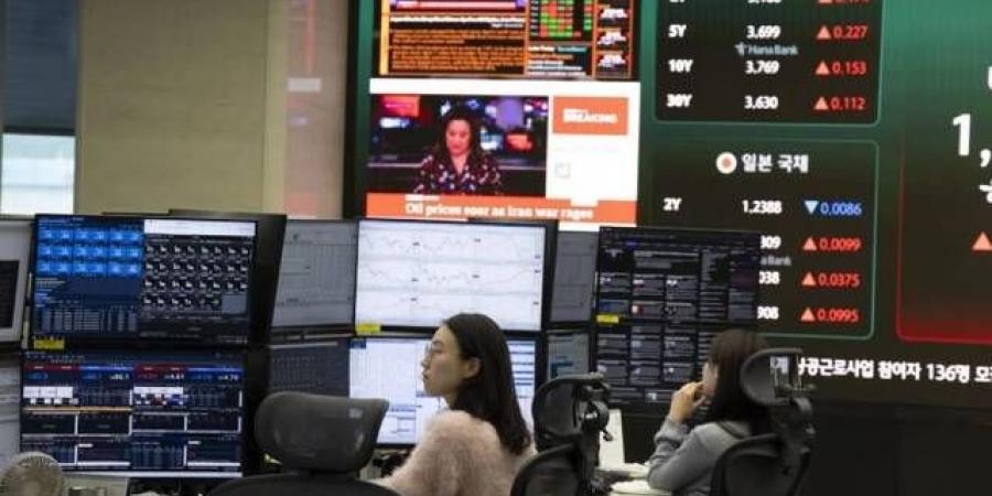 شركات
      تصنيع
      رقائق
      الذاكرة
      تقود
      انتعاشاً
      قوياً
      في
      بورصة
      كوريا