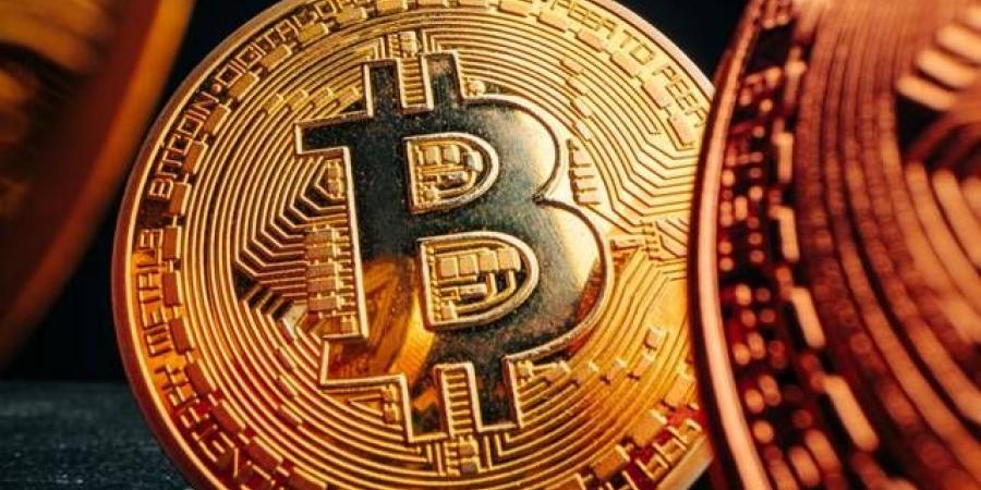 سعر
      البيتكوين
      ينخفض
      دون
      63
      ألف
      دولار