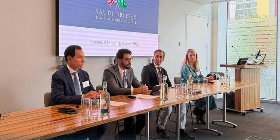 اتحاد
      الغرف
      يستعرض
      آفاق
      التعاون
      الاستثماري
      في
      قمة
      الشراكة
      السعودية
      البريطانية