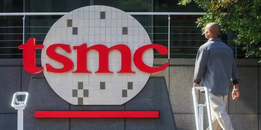 إيرادات
      TSMC
      تقفز
      30%
      بدعم
      الطلب
      على
      رقائق
      الذكاء
      الاصطناعي